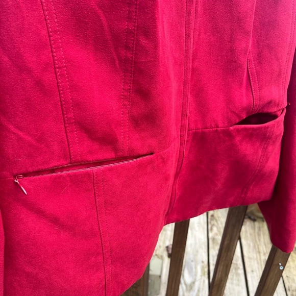 🔥 Red Suede-like Women’s Large Jacket from Dressbarn w/ pockets - Picture 4 of 6